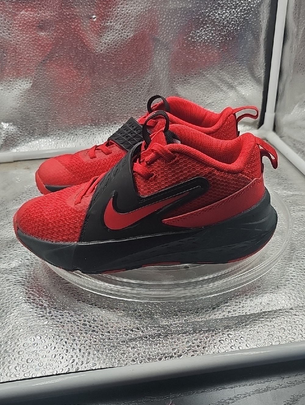R Red And Black Nike Shoes Size 1.5y - Picture 2 of 7